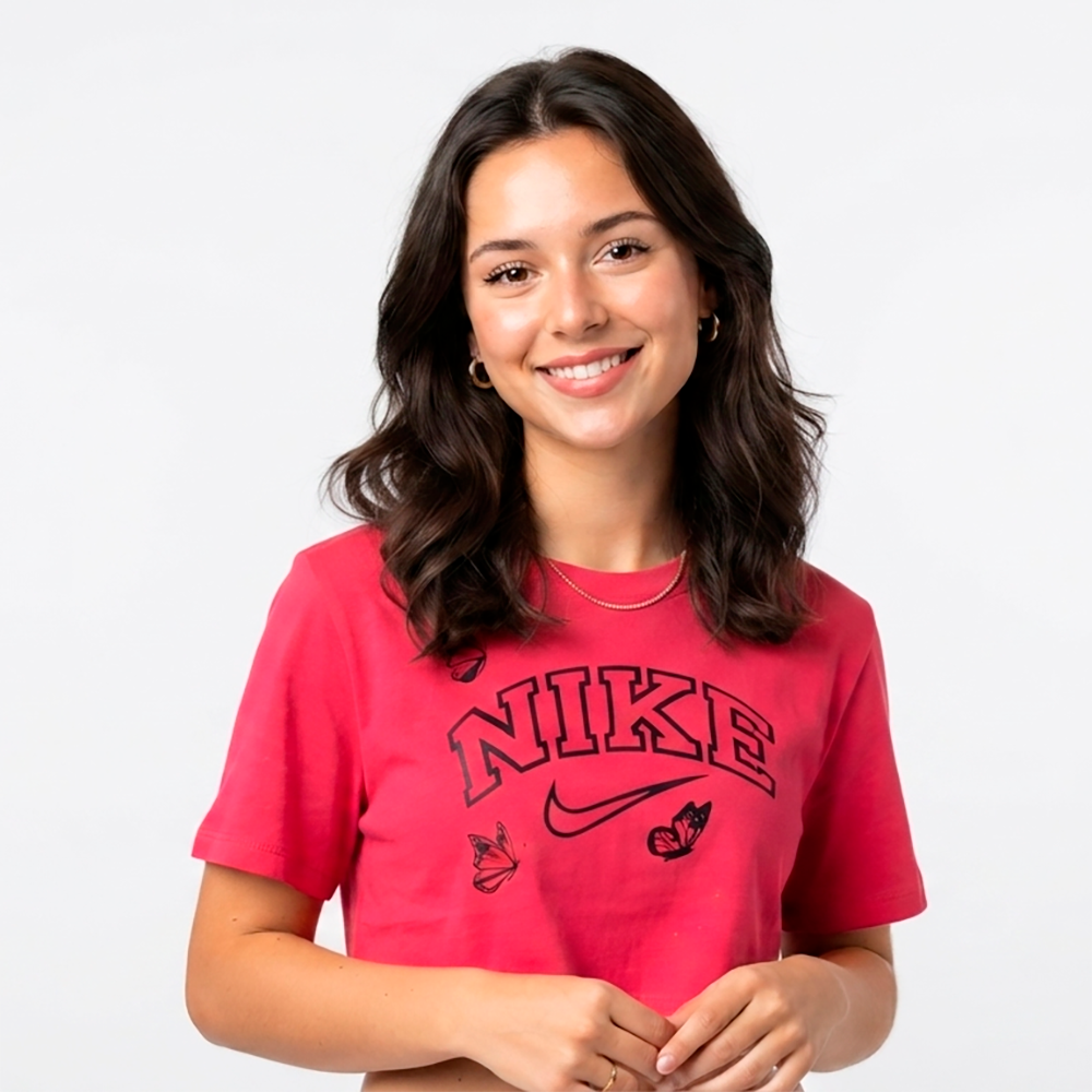 Blusa mujer corta, roja, logo de Nike y tres mariposa negras